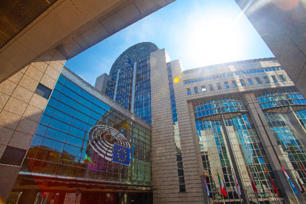 Bruxelles OK pour l’arrachage des vignes, le vin sans alcool, les QR Code unifiés…