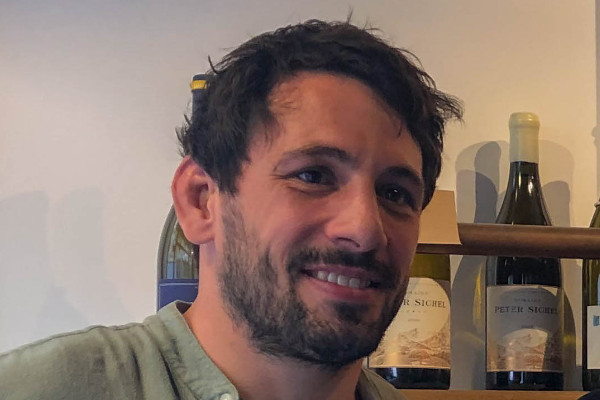 Vignoble participatif pour le rugbyman Rémi Lamerat à Bordeaux