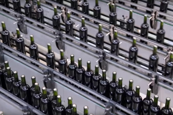 Les Fraudes déconseillent la mention 'mis en bouteille à la propriété' aux vins d’unions coopératives