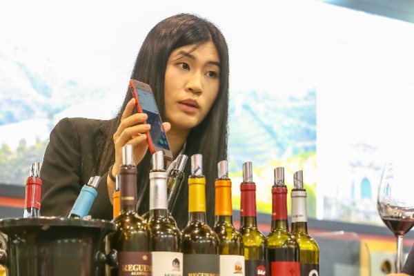 Le TikTok chinois crée sa propre plateforme e-commerce pour les vins et spiritueux 