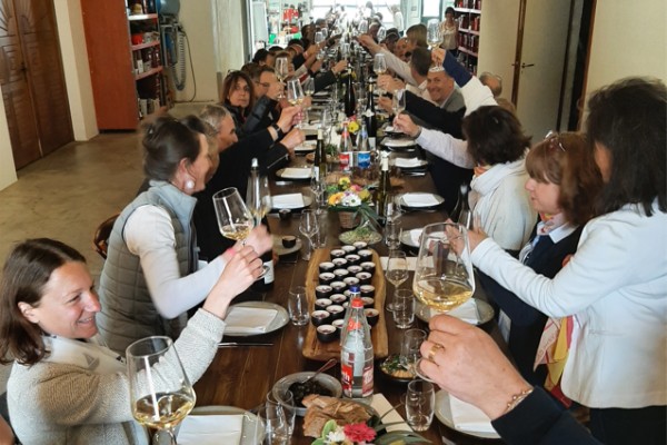 Les diVINes d’Alsace invitent cavistes, restaurateurs, et sommeliers à leur table