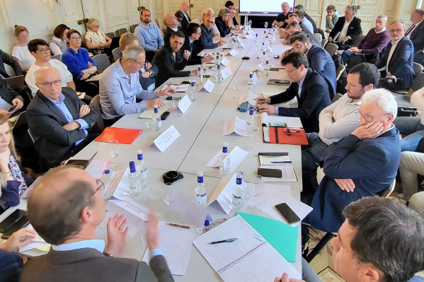 Le juste prix des vins de Bordeaux ne manque pas de bonnes volontés, mais encore de concret