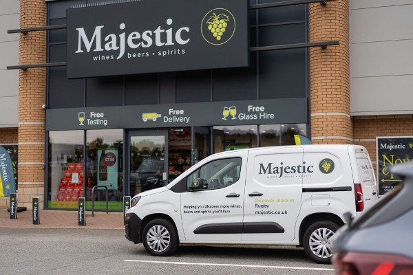 Le caviste leader Majestic rachète le distributeur Enotria & Coe