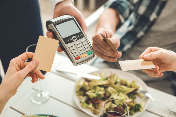 Les cancérologues se paient la consommation d’alcool en scred