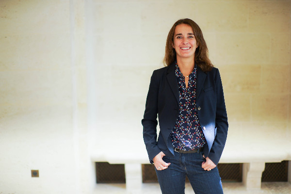 Lorraine Watrin à la tête des vignobles de Larose (groupe Allianz)
