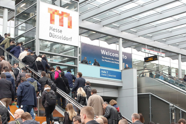 Le salon ProWein ouvre ses portes… N’oubliez pas vos tickets de bus/métro !