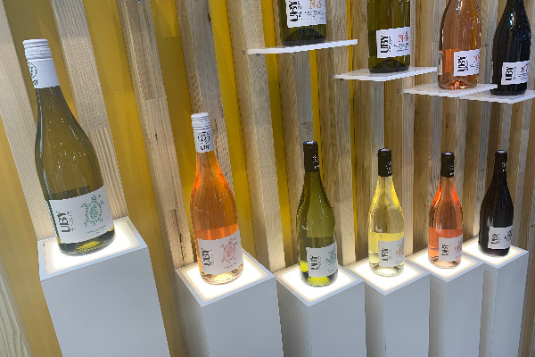 Des échelles de dégustation pour aider les consommateurs à choisir le vin