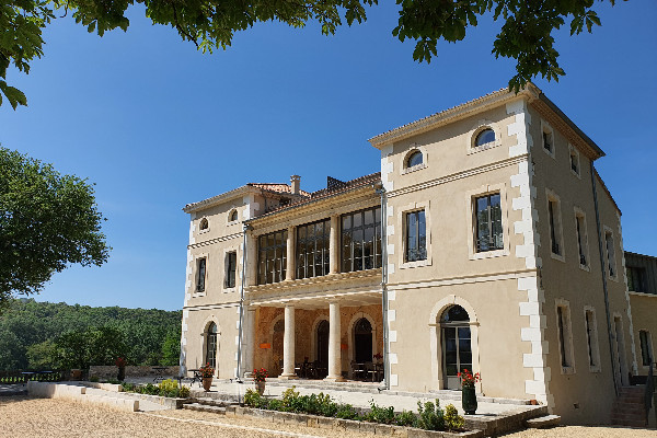 L’hôtel Villa Walbaum développe l’œnotourisme de luxe en Ardèche
