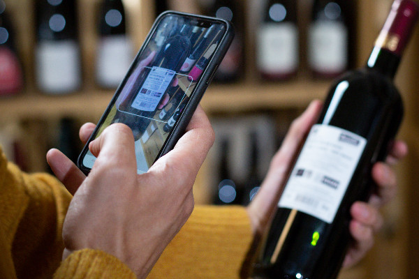 'Générer un QR code ne justifie pas une facturation' pour les ingrédients et la nutrition des vins