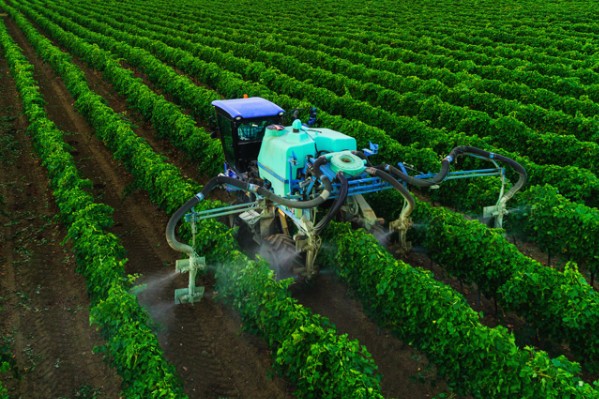 100 pages de produits vitis interdits à moins de 10 mètres des lieux d'habitation