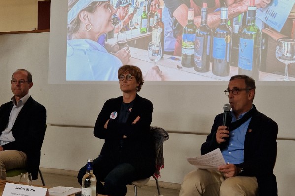 Bordeaux va fêter le vin et mieux faire connaître ses viticulteurs