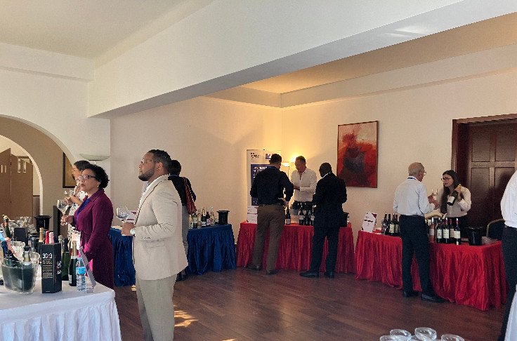 Les vins français en challengers de la domination portugaise en Angola