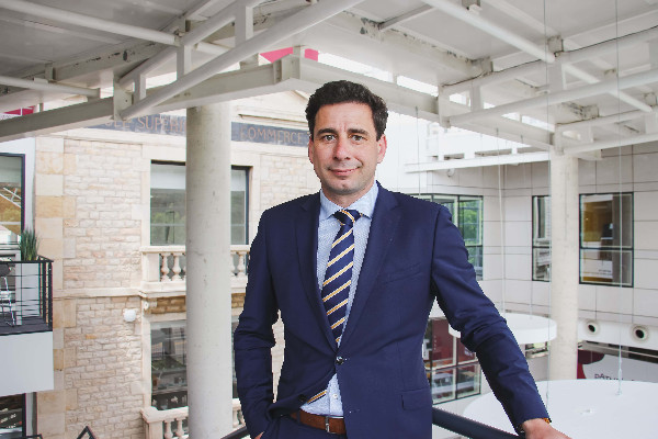 Edouard Mognetti dirige la School of Wine & Spirits Business