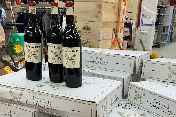 Petrus enterre les vins Petrus Lambertini