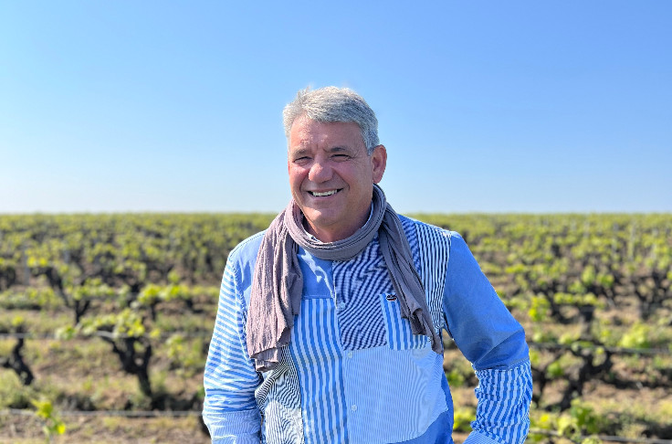 Laurent Vallet leaves Château Ausone for a new Muscadet estate