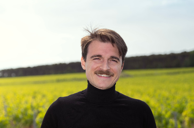 Brice Beuzeville-Loiseau meilleur sommelier du challenge Ruinart 2025