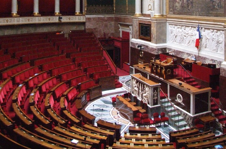 La loi Duplomb échappe aux débats, les vignerons à de nouvelles obligations