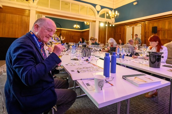 Les vins effervescents d'Angleterre devant ceux de Champagne à l'aveugle