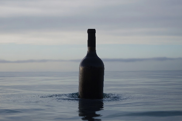 Bruxelles rouvre la crainte des taxes américaines à 200 % sur les vins et spiritueux français