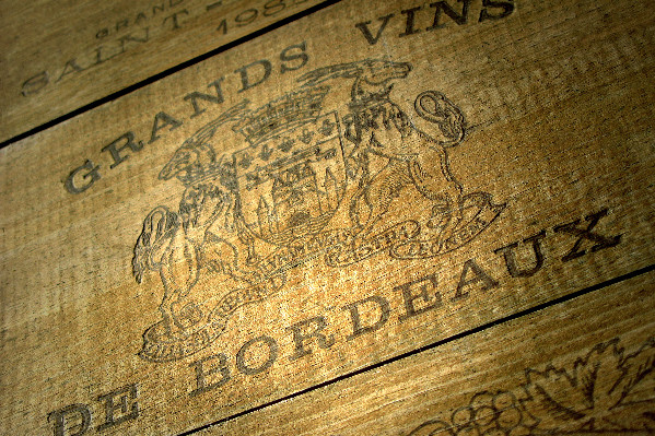 -28 % Ausone, -24 % Haut-Brion… Grands crus soldés dans l’indifférence du marché