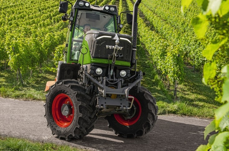 Coup de frein des investissements vignerons dans les tracteurs et outils