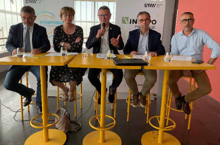 Ouverture du symposium Vinexpo et de sa 