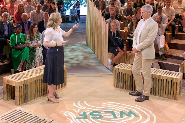 La transition écologique du vignoble 'va venir de nos employés'