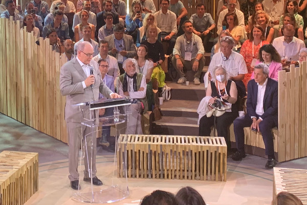 'Faire de la décroissance la seule solution écologique est une régression' pour Albert II de Monaco