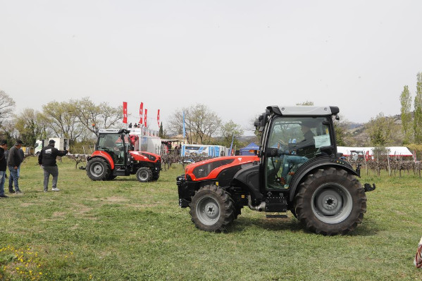 Le tracteur Same Frutteto Stage V enchante les viticulteurs
