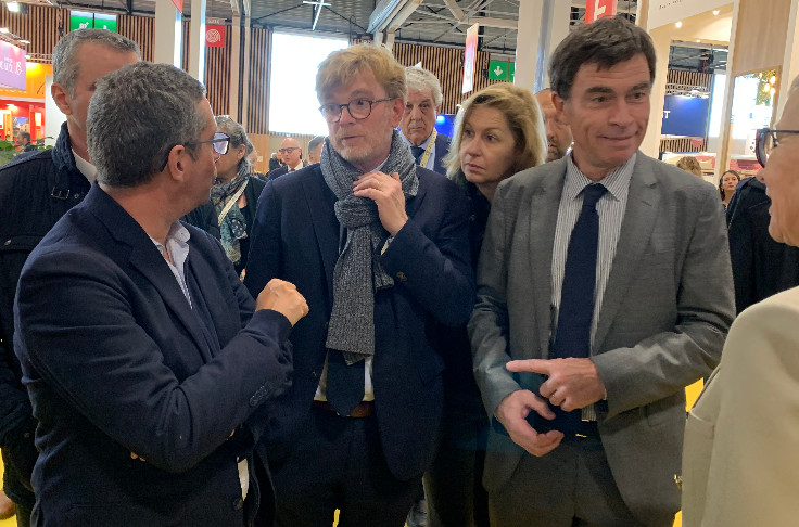 Un ministre pour finaliser l’arrachage des vignes de Bordeaux et poser la première pierre de l’interprofession de Cognac