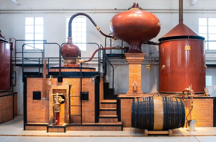 Hennessy en passe de décarboner la distillation du cognac