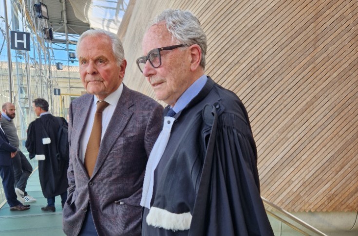Condamné à 5 000 €, Bernard Magrez fait appel pour sauver sa cabane vigneronne