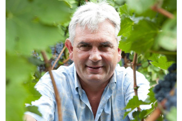 Renversement et explosion de tracteur emportent le vigneron Didier Berton