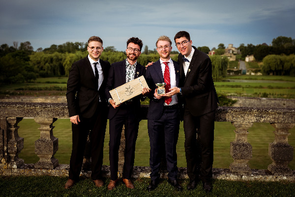 L'ENSTA Paris remporte 'le 1er concours international des clubs œnologiques des universités et grandes écoles'