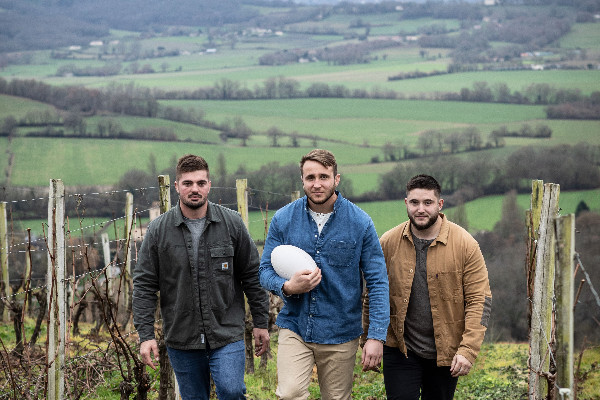 Alldritt, Jelonch et Baille en pack 3 étoiles de Plaimont pour promouvoir ses appellations