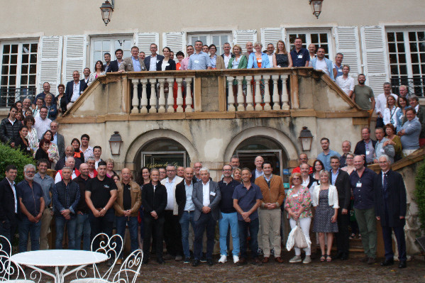 Après la déconsommation, la destruction et la déproduction de vins français ?