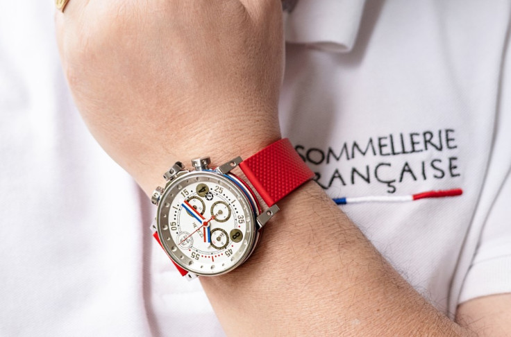 Les sommeliers avaient déjà leur pin’s, ils ont maintenant leur montre