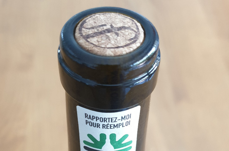 Foil caps use bacteriological warfare to secure their future on bottles of wine Foil caps use bacteriological warfare to secure their future on bottles of wine