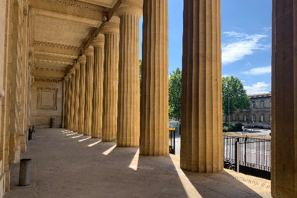 Vins de Bordeaux contre Valérie Murat : troisième round judiciaire