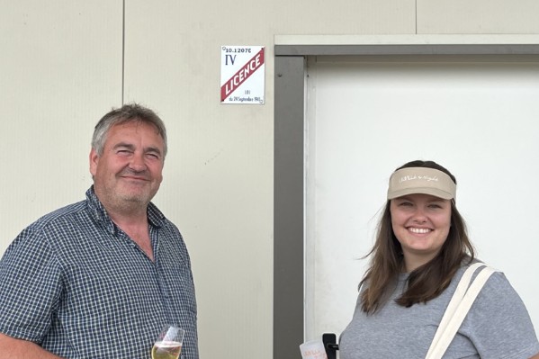 Comment un viticulteur organise une soirée pour 3 000 personnes