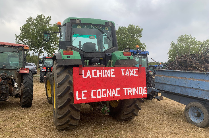 L’arrêt des taxes chinoises sur cognacs et armagnacs mobilise en vain de Bercy à l’Élysée