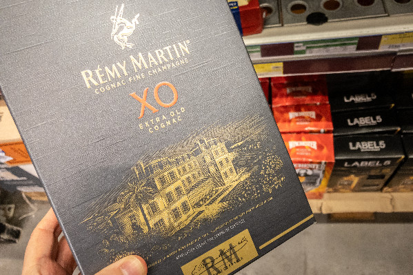 Rémy Cointreau perdrait 100 millions €/an de résultat si les taxes Trump et chinoises s’abattent sur les cognacs