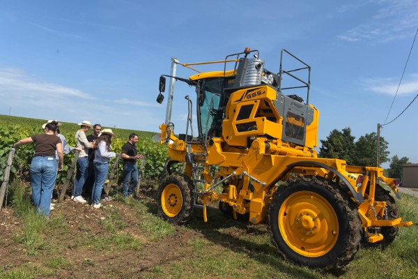 GS5 : le nouveau porteur enjambeur viticole polyvalent de Gregoire en vidéo