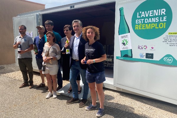 L’AOC Ventoux propose un conteneur dédié au réemploi à ses viticulteurs