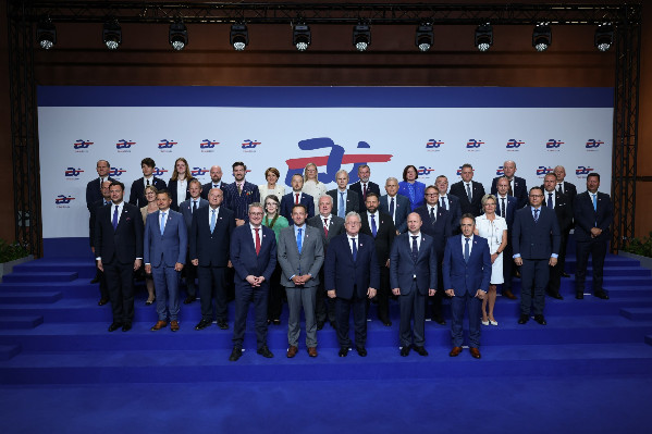 Arrachage et distillation reviennent en Europe, mais sans financement de crise viticole