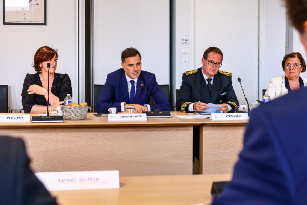 Cognac 'en train de basculer dans la crise', les accords et désaccords commerciaux patinent pour les vins et spiritueux