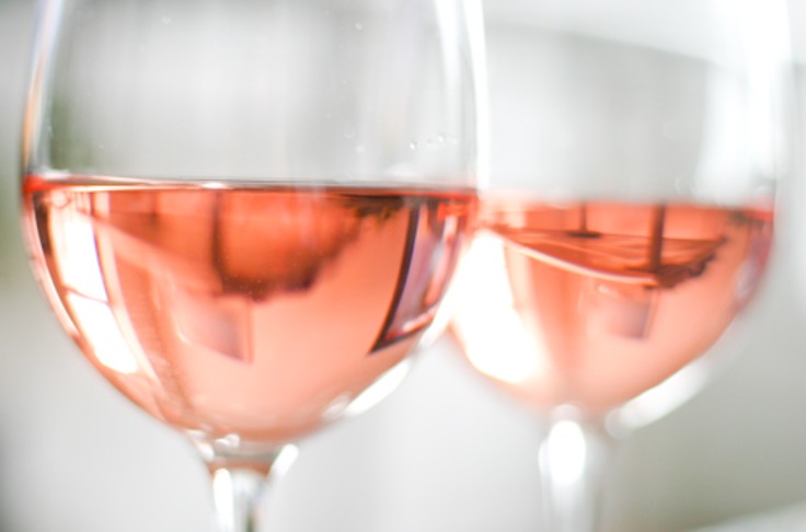 Recrudescence des rosissements de vins blancs 