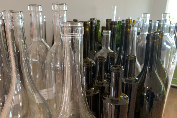 La crise énergétique va-t-elle relancer la consigne des bouteilles de vin ?