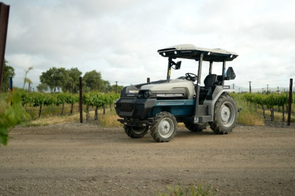 Le tracteur autonome Monarch à la conquête des vignes européennes 