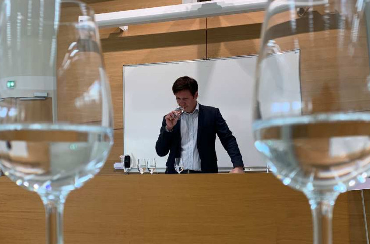 De la complexité aromatique du vin à l'humilité de la dégustation, vous en reprendrez bien un DUAD ?